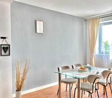 Satu Mare Apartment | Cosy Modern Place