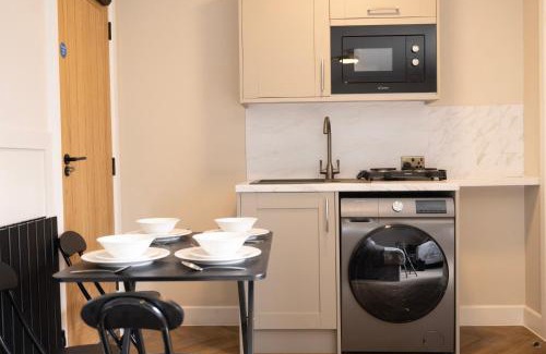 Thornton Heath Apartment | Cosy Modern Studio sleeps 3