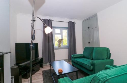 West Pennard Apartment | Cosy Nest