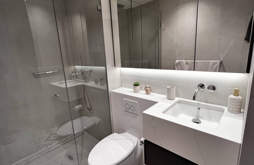 Hawthorn Apartment | Cosy Nest in Prime Location