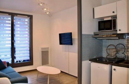 Chamonix City Centre Apartment | Cosy Nest Near Center Chamonix