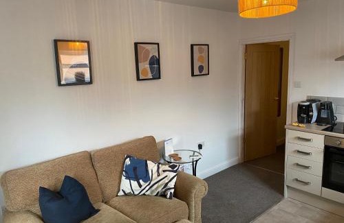 Fareham Apartment | Cosy one bed central Fareham