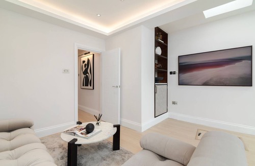 Wembley Park Apartment | Cosy peaceful 2 bed by Wembley stadium