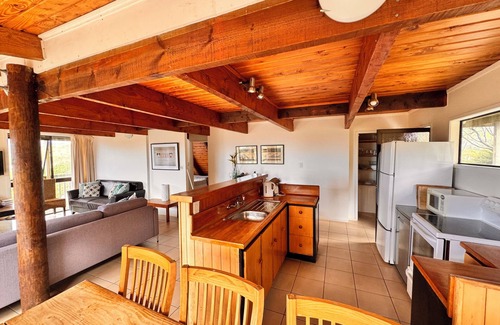 Pakiri House | Cosy private beach house just steps away from the sand. Family and pet-friendly!