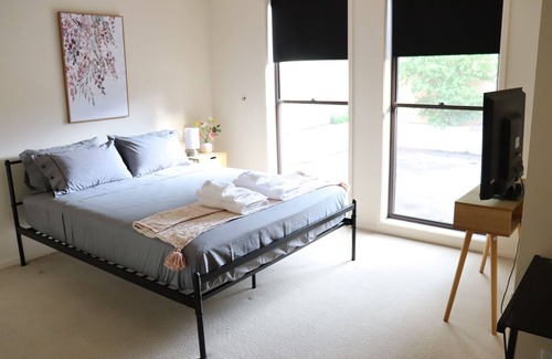 North Tamworth House | Cosy private home close to all facilities in town.