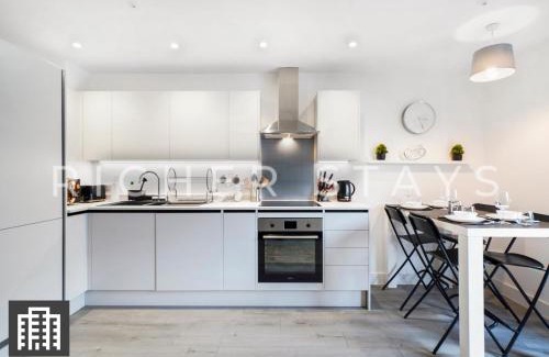 Hemel Hempstead Apartment | Cosy Studio Apartment- Hemel Hempstead High Street