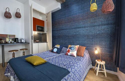 Lyon City Centre Apartment | Cosy Studio Bernard with Jacuzzi Relaxation & Style