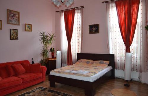 Old Town Apartment | Cosy Studio