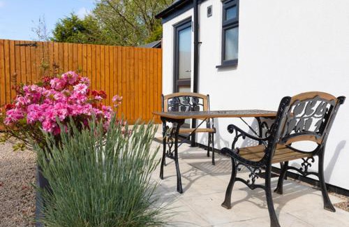 Gumley Apartment | Cosy twin or double Studio near Shearsby England