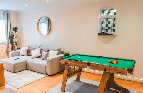 Tokyngton Apartment | Cosy Two Bed Apartment Free Parking Wembley