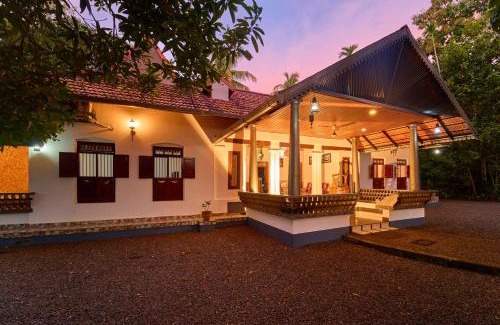 Mankombu House | Cotelac Heritage Lake Resort by VOYE HOMES