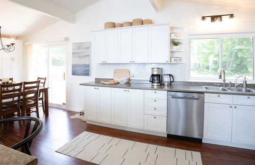 Seguin House | Cottage #479 Little Whitefish Lake