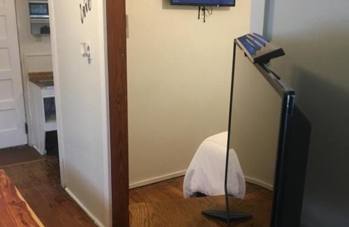 Rockaway Beach Villa | Cottage #5