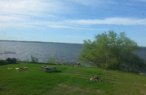 Osakis Cabin | Cottage 6 is great for family gatherings, & fishing on Lake Osakis!