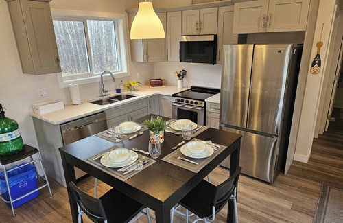 Central Alberta Cottage | Cottage A Little piece of Heaven