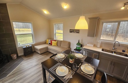 Central Alberta Cottage | Cottage A Little piece of Heaven