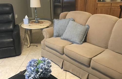 MacClenny Apartment | Cottage at Freckled Face Farm