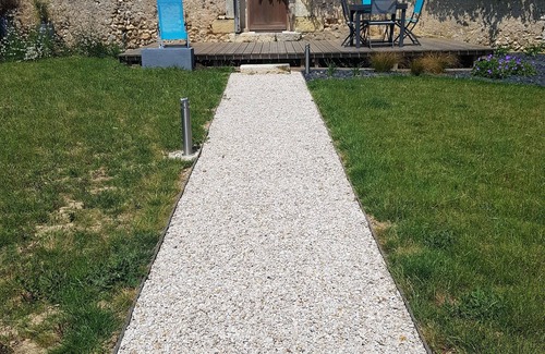 Houssay House | Cottage detached house quiet campaign + terrace, private parking.