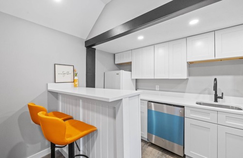 Alton House | Cottage in Alton Bay – Sleeps 4, Pool, Trails & More!