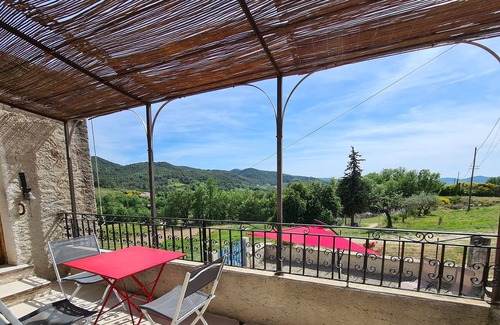 Puymeras Cottage | Cottage in Provence, facing Mont Ventoux