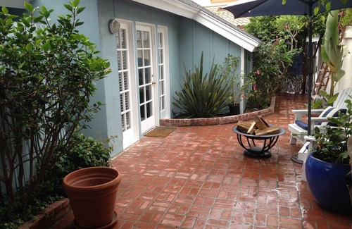 South Redondo Cottage | Cottage Is All New & Charming, Steps to the Beach.