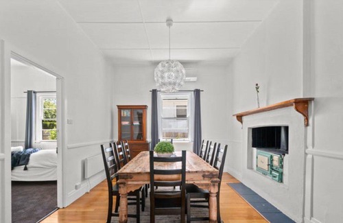 Armidale House | Cottage on Mossman, TOP NOTCH