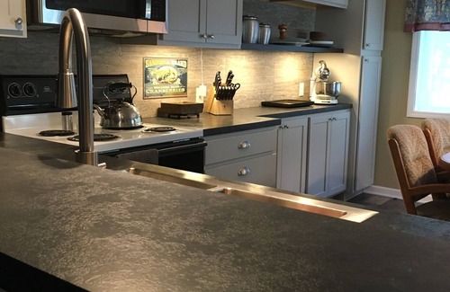 New Lisbon House | Cottage On Sunset 2 Bedroom House Walk To Castle Rock Lake New Lisbon WI