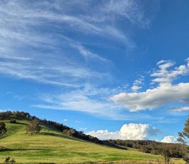 Yass River Apartment | Cottage on Yass River Farm - Pet & Horse Friendly - Ideal Road-Trip Stopover