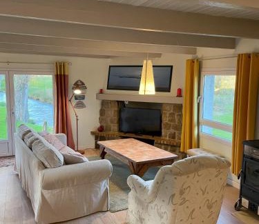 Plougoulm Apartment | Cottage Ouessant in Kerellec (watermill 5km Roscoff)