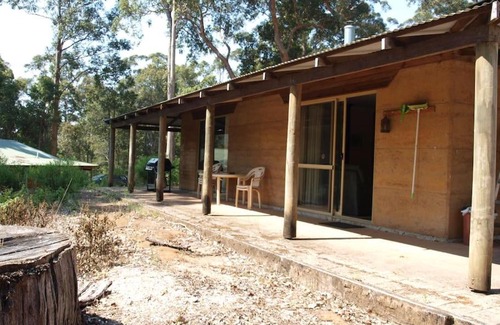 Crowea Apartment | Cottage Retreat on the Warren River in the Karris