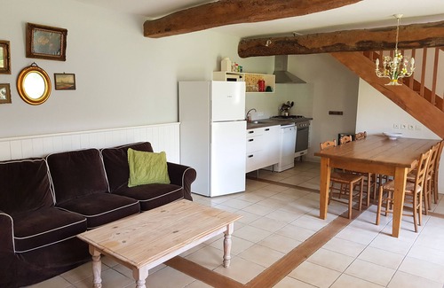 Asnieres-la-Giraud Cottage | Cottage (sleeps 6) at Domaine de Chantageasse, a 17th century estate with pool