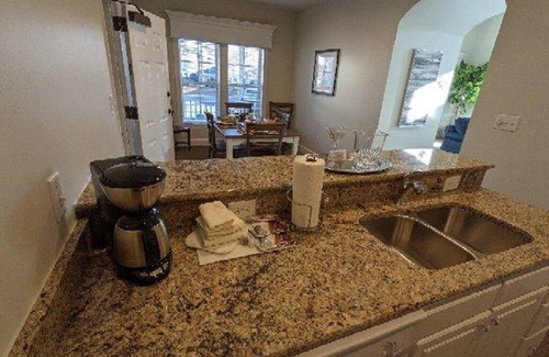 Lackey Cottage | cottage sleeps 6-10 - incluudes both 2 bedroom and 1 bedroom in unuit