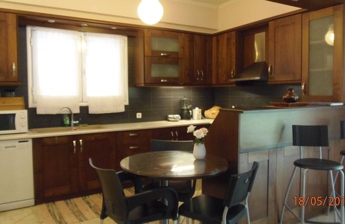 Kropia Villa | cottage villa near airport