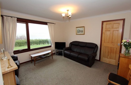 Suladale House | Cottage With Fantastic Loch And Mountain Views