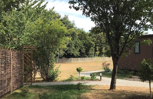 Bressuire Cottage | Cottage with pony near puy du fou