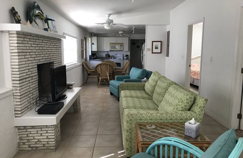 Cudjoe Key Cottage | Cottage with Pool and Dockage, just minutes to Key West