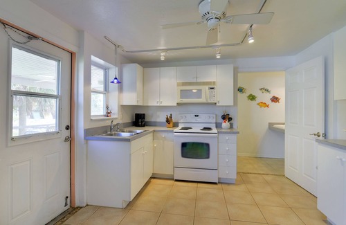 Cudjoe Key Cottage | Cottage with Pool and Dockage, just minutes to Key West