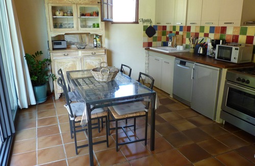 Eygalieres House | Cottage with Private Pool, Hot Tub and Peaceful Garden