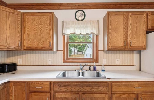 Greenbush Apartment | Cottages 6-7-9 - 8BR Lakefront stay for 16