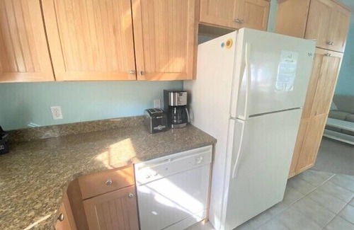 Summer Village Cottage | Cottages at Summer Village, fully furnished cottage, Wi-fi, heated pools, hot tub