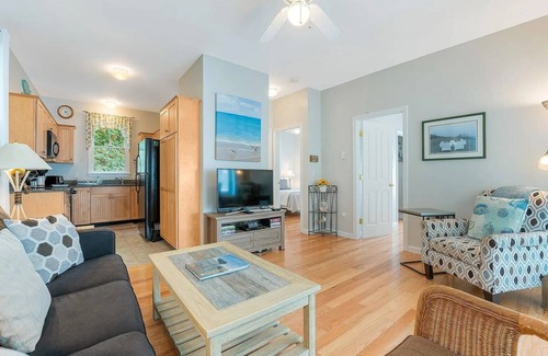 Summer Village Cottage | Cottages at Summer Village, fully furnished cottage, Wi-fi, heated pools, hot tub