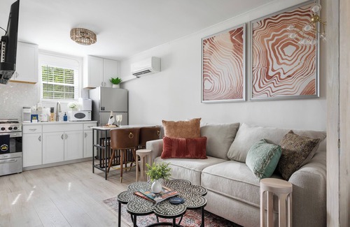 North Charleston Apartment | Cottages In The Park Studio 2: Chic Retreat!