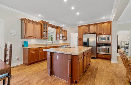 Barium Springs House | CottageVacations4u "All Decked Out" Lakefront- - swim platform-boat house-boat ramp-