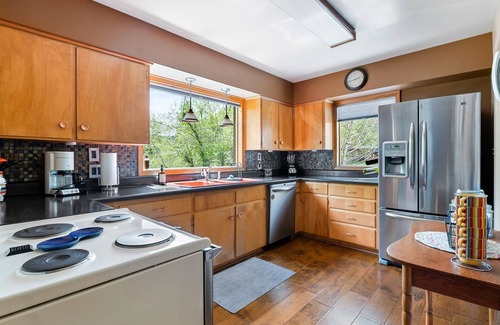 Deadwood House | Cotton Corner