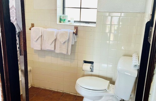 Southside Hotel | Cottonwood Court Motel