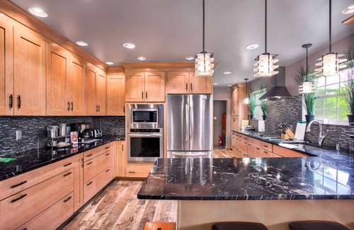 Lyndon Station Ski Chalet | Country Chalet & Indoor/Outdoor Spa, Firepit