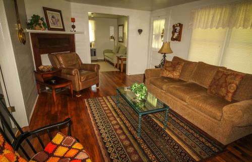 Crumpler House | Country Classic