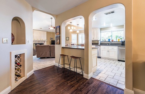 South Redlands House | Country Club-Adjacent Home w/Pool, Jacuzzi & More