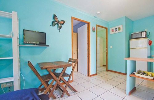 Douville Cottage | Country Cottage/Gite - SAINTE-ANNE