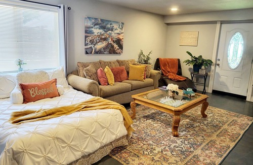 Castro Valley House | Country Cottage in the w Gorgeous San Francisco Bay Area Views on 2acres!